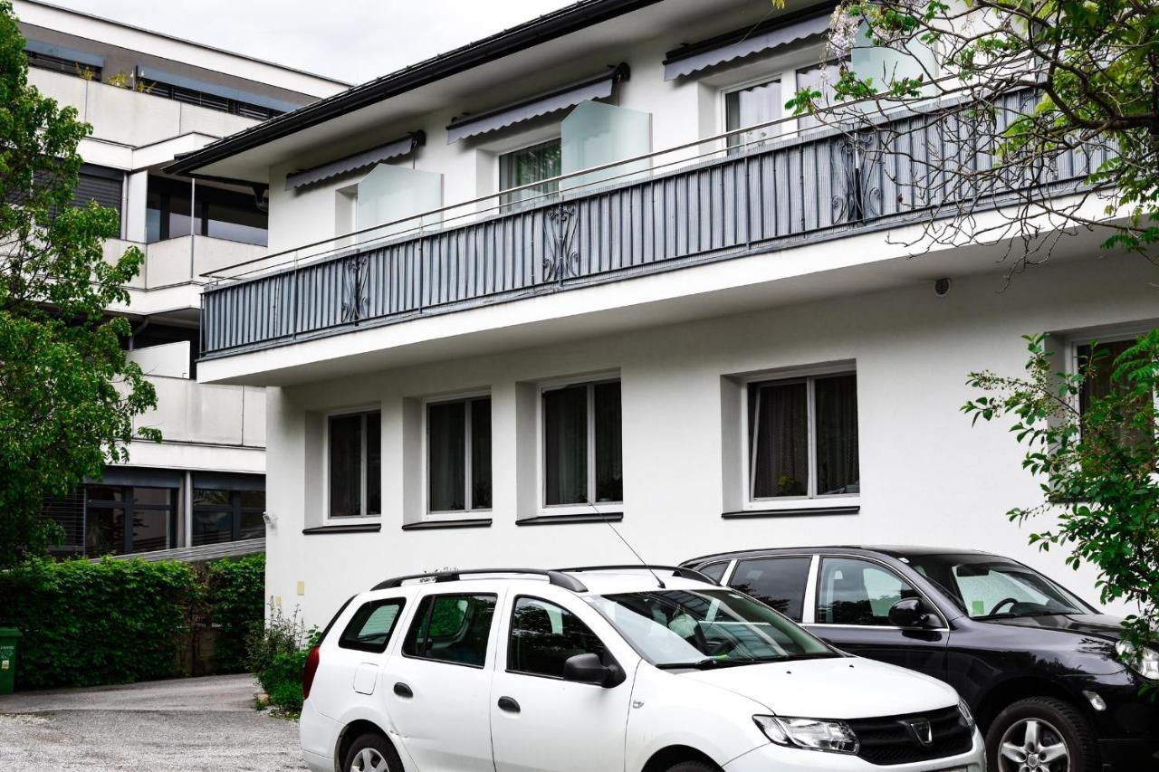 Gartenhotel Garni Pension B&B Innsbruck Zewnętrze zdjęcie