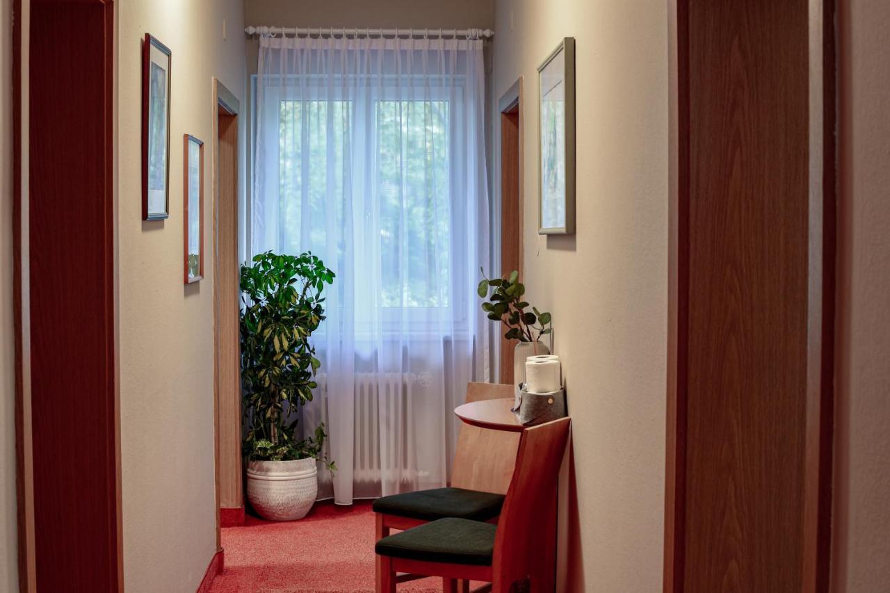 Gartenhotel Garni Pension B&B Innsbruck Zewnętrze zdjęcie