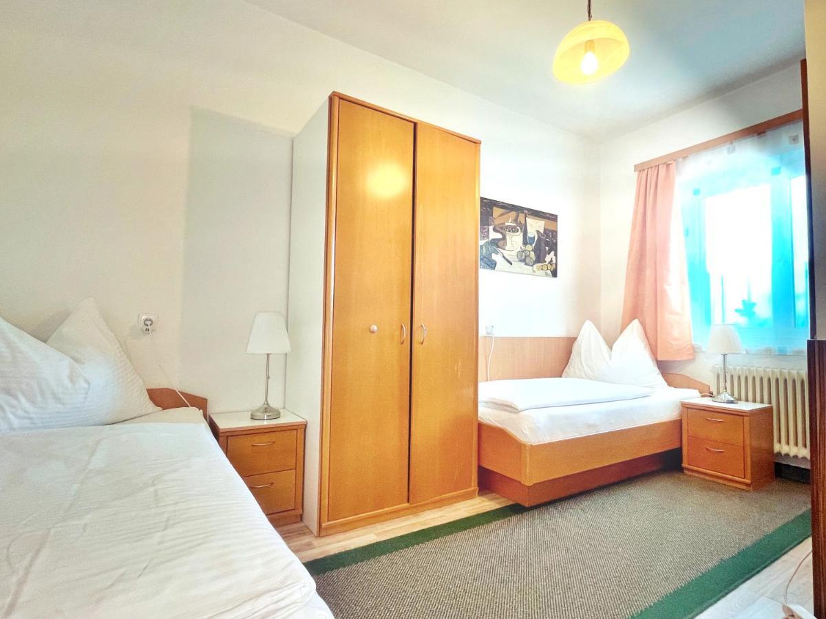 Gartenhotel Garni Pension B&B Innsbruck Zewnętrze zdjęcie