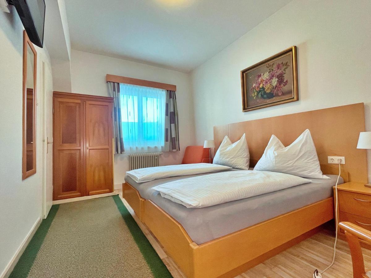 Gartenhotel Garni Pension B&B Innsbruck Zewnętrze zdjęcie