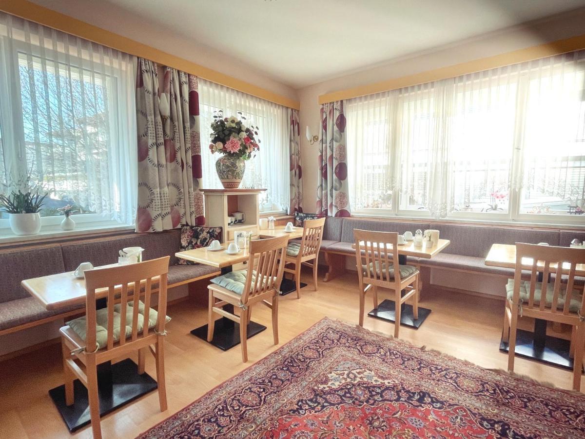 Gartenhotel Garni Pension B&B Innsbruck Zewnętrze zdjęcie